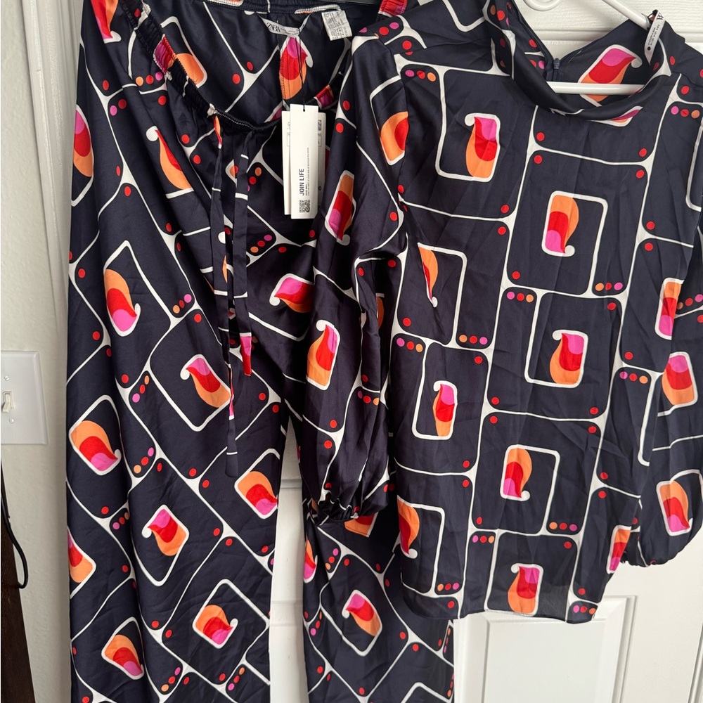 Zara Multicolor Geometric Print Set